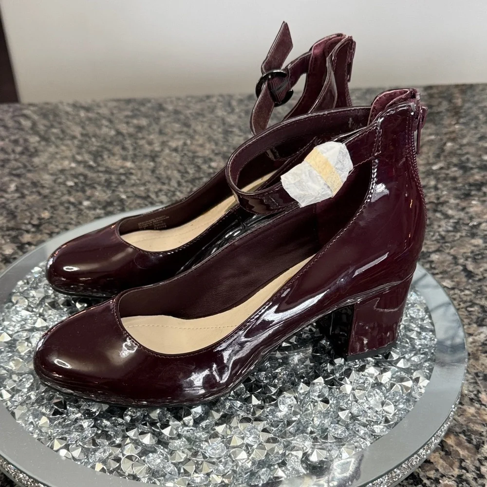 Alfani Dark Burgundy glossy Heels NWOT 7.5 wide